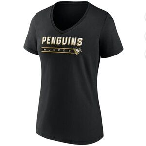 Fanatics NWT Penguins V-Neck T-Shirt Top Women’s